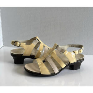 SAS Allegro Sandals Women's 7.5 Wide Beige Patent Leather Strappy Slingback Heel